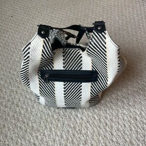 The Sak - Roma Shopper. Black and White Soulful Desert Woven